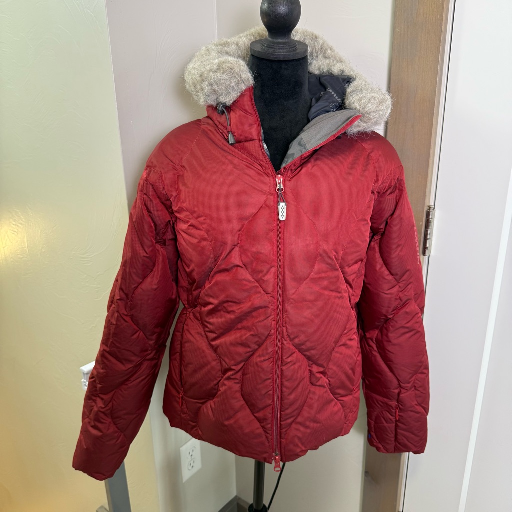 Salomon Women's Down Filled Quilted Winter Coat Jacket Faux Fur Trim Hood Red M